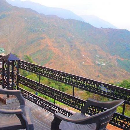 Hotel Varuni Mcleodganj ダラムシャーラー エクステリア 写真