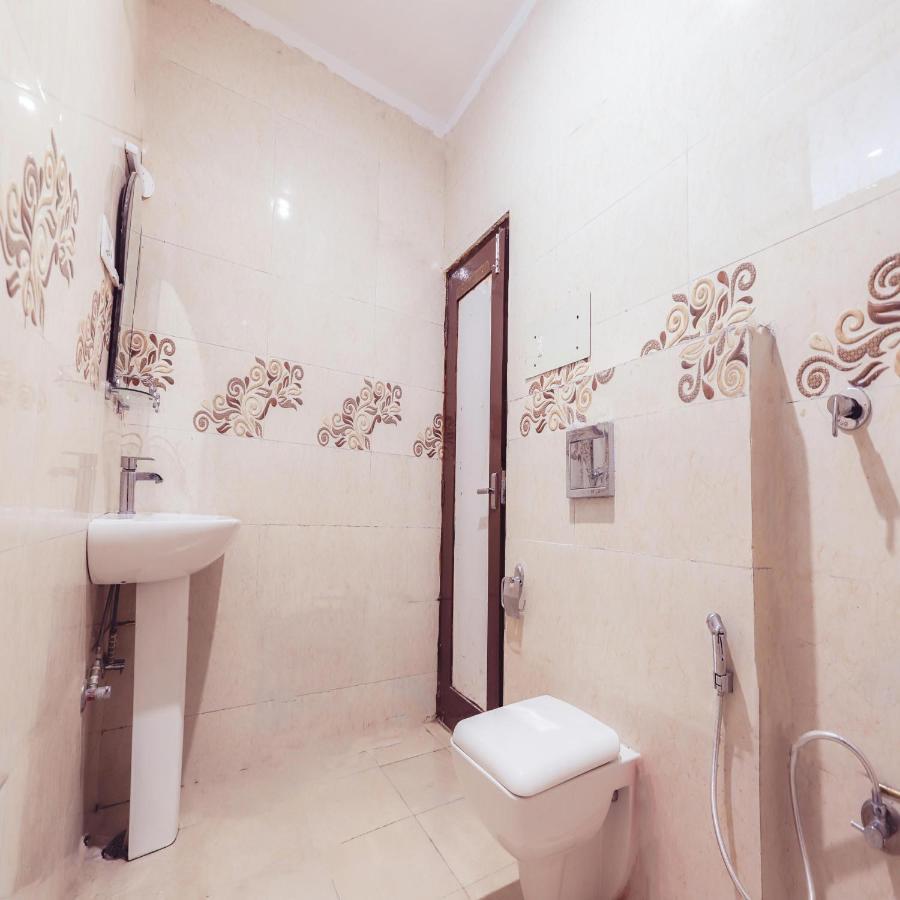 Hotel Varuni Mcleodganj ダラムシャーラー エクステリア 写真