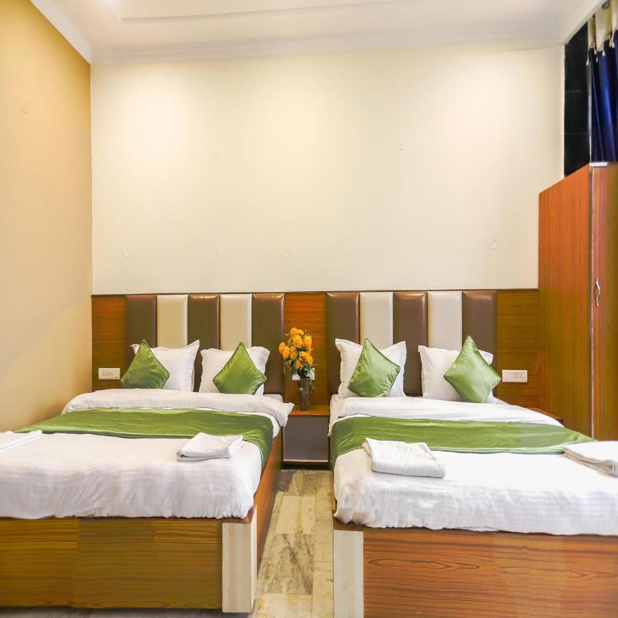 Hotel Varuni Mcleodganj ダラムシャーラー エクステリア 写真